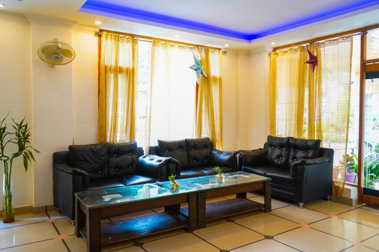 Hotel Akash Regency Manali  Ngoại thất bức ảnh