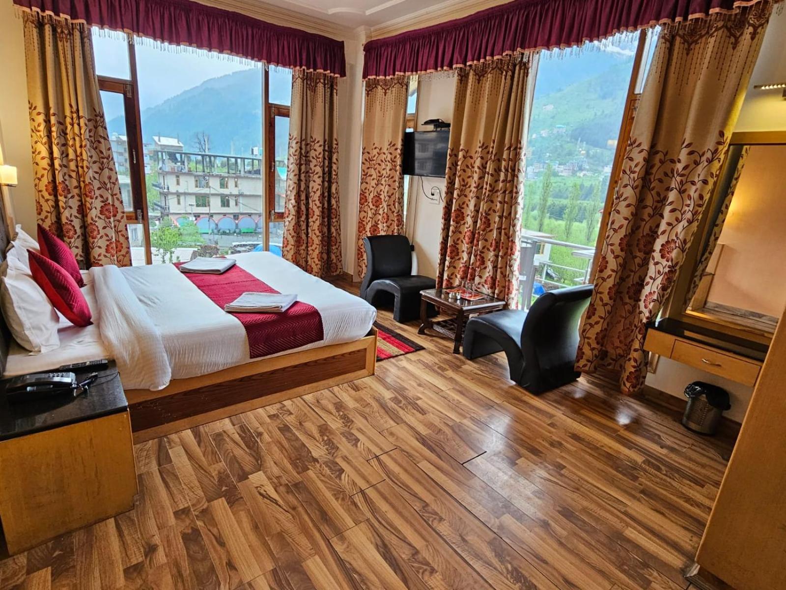 Hotel Akash Regency Manali  Ngoại thất bức ảnh